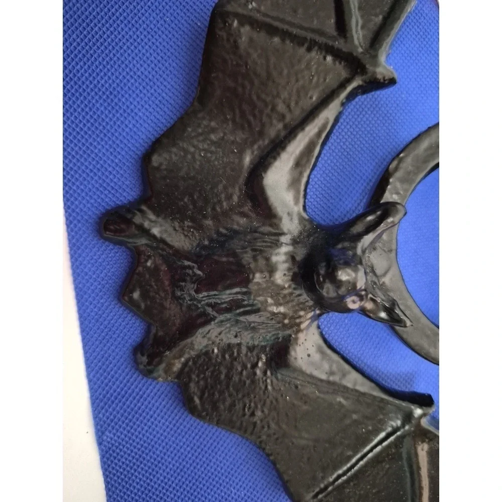 Haunted Manor Black Bat Metal Door Knocker Gothic Home Decor Halloween Spooky